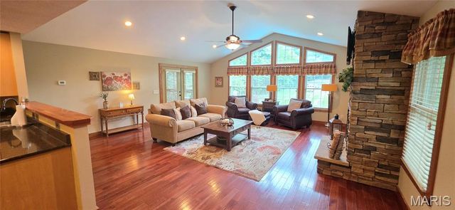 5771 Old Keebler Road, Collinsville, IL 62234