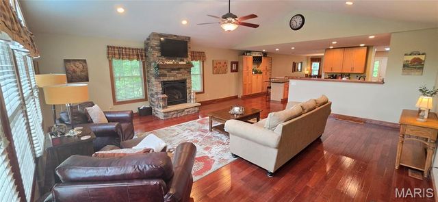 5771 Old Keebler Road, Collinsville, IL 62234
