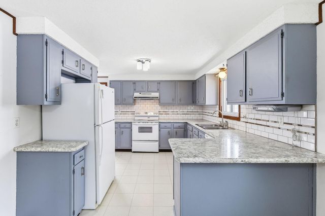 24615 Dalton Avenue, Faribault, MN 55021