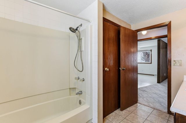 24615 Dalton Avenue, Faribault, MN 55021