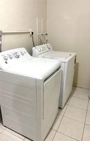 6875 NW 15th St, Margate, FL 33063