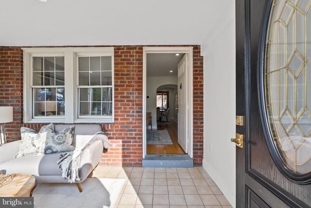 3105 S HIGH ST, Arlington, VA 22202