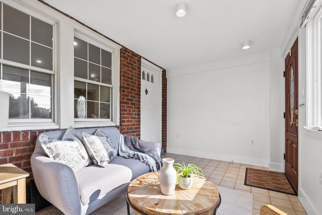3105 S HIGH ST, Arlington, VA 22202