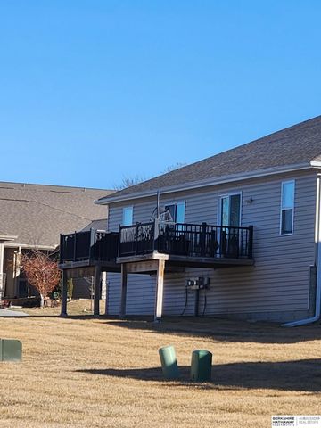 1074 N 170 Avenue, Omaha, NE 68118