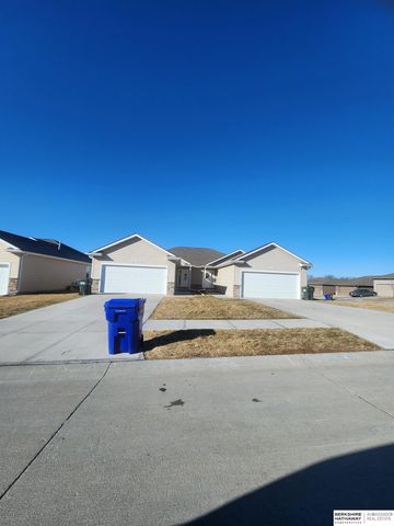 1074 N 170 Avenue, Omaha, NE 68118