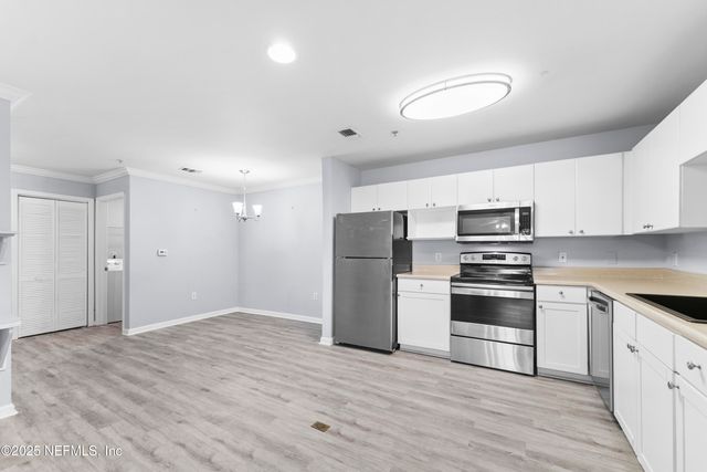 3591 KERNAN Boulevard S 803, Jacksonville, FL 32224