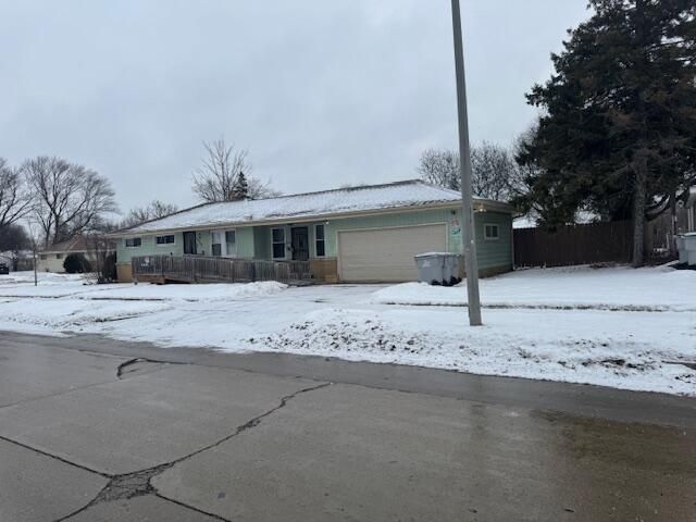 6220 N 89th STREET, Milwaukee, WI 53225