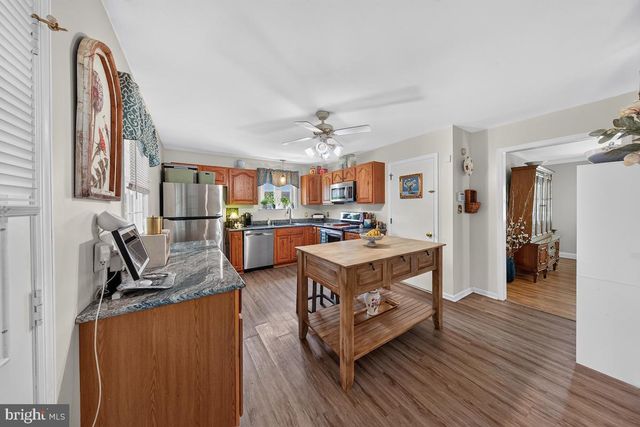 2605 BELAIRE DR, Wilmington, DE 19808