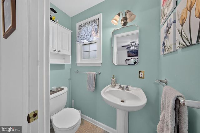 2605 BELAIRE DR, Wilmington, DE 19808