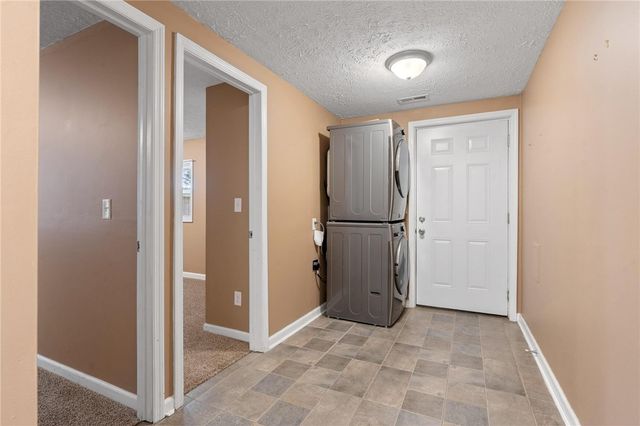 885 Hook Road, Xenia Twp, OH 45385