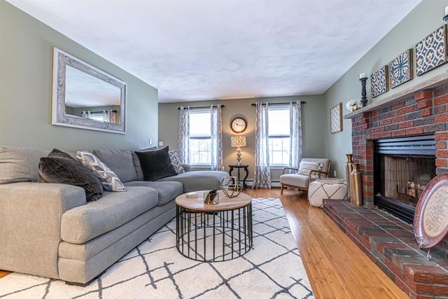 3 Sycamore Lane, Merrimack, NH 03054