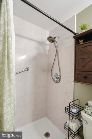 6739 MONROE AVE, Sykesville, MD 21784