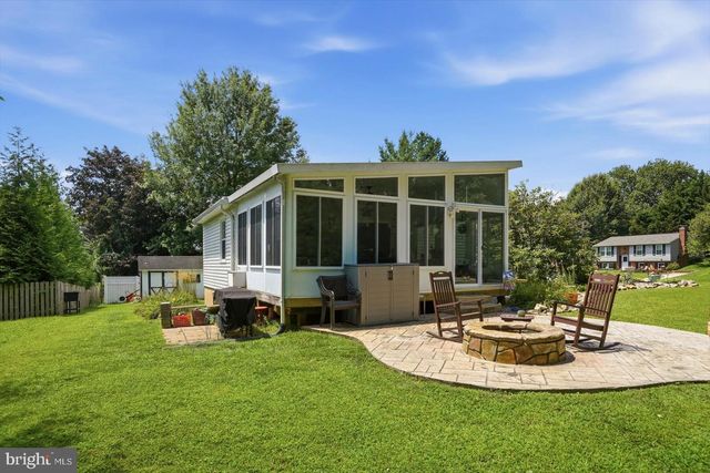 6739 MONROE AVE, Sykesville, MD 21784