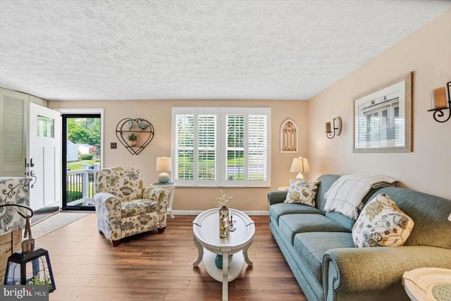 6739 MONROE AVE, Sykesville, MD 21784