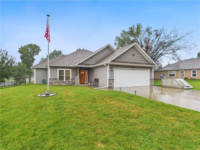 1520 S Madison Avenue, Sedalia, MO 65301