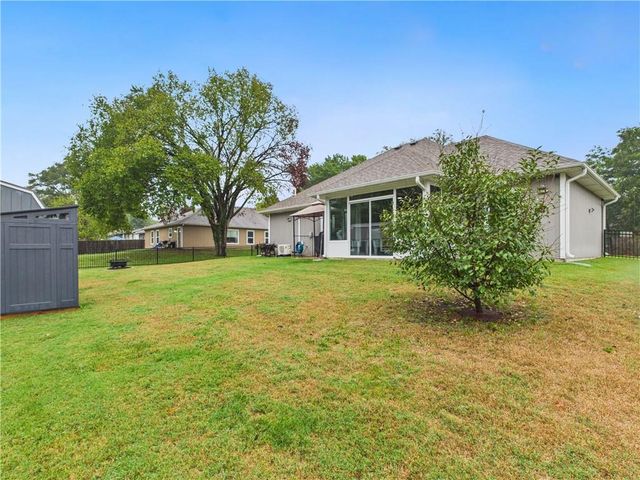 1520 S Madison Avenue, Sedalia, MO 65301