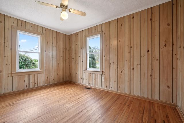 143 Virginia St, Cookeville, TN 38506