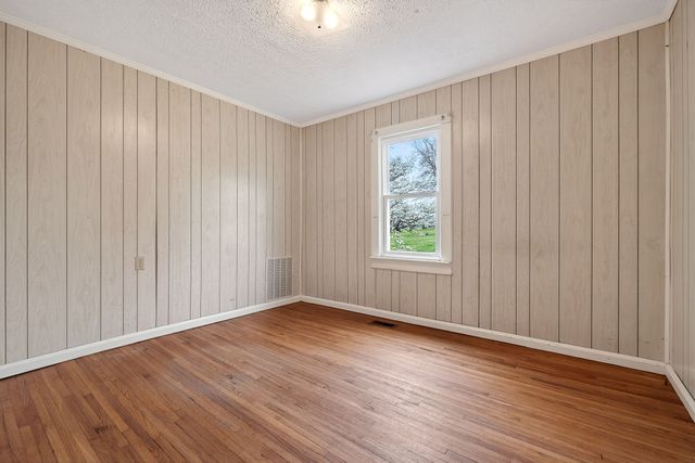 143 Virginia St, Cookeville, TN 38506