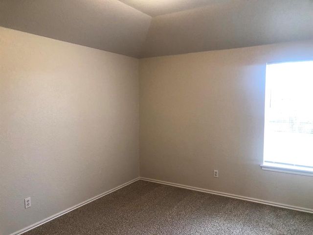 608 NW 21st Street, Moore, OK 73160