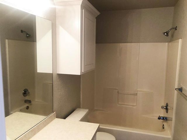 608 NW 21st Street, Moore, OK 73160