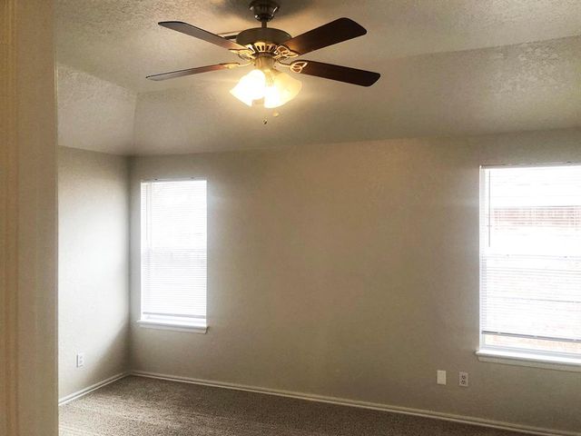 608 NW 21st Street, Moore, OK 73160