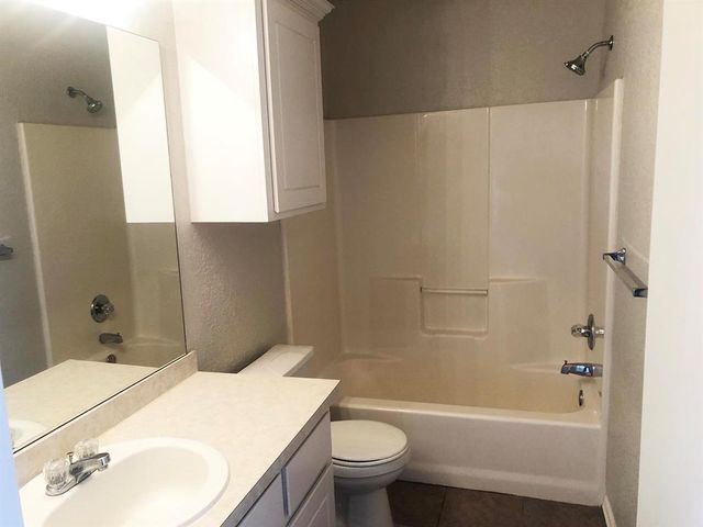 608 NW 21st Street, Moore, OK 73160