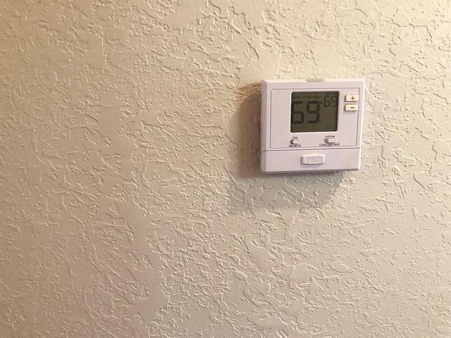 608 NW 21st Street, Moore, OK 73160