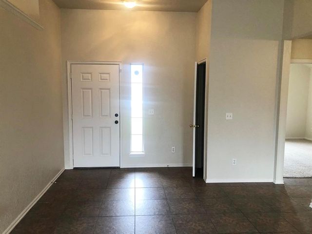 608 NW 21st Street, Moore, OK 73160