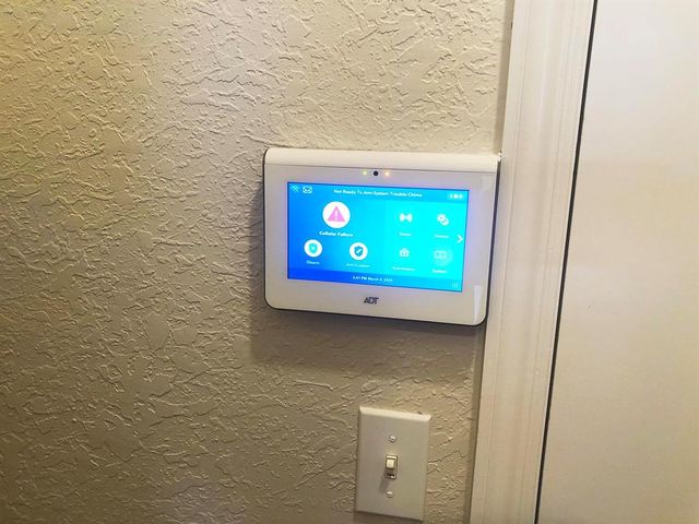 608 NW 21st Street, Moore, OK 73160