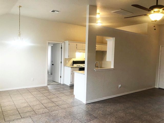 608 NW 21st Street, Moore, OK 73160