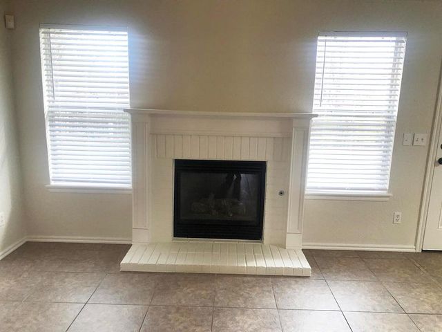 608 NW 21st Street, Moore, OK 73160