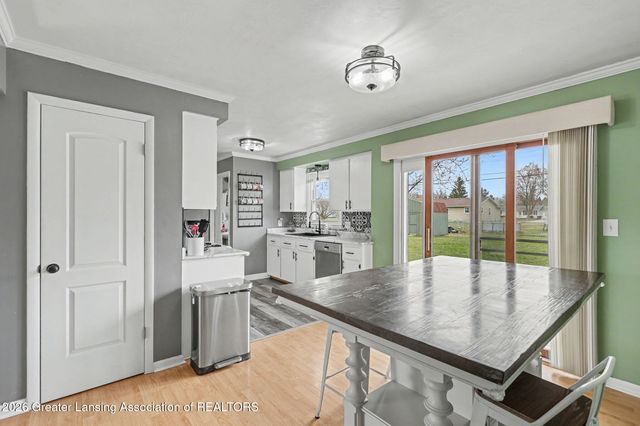 8720 Wintergreen Street, Lansing, MI 48917