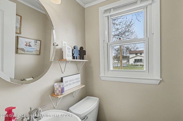 8720 Wintergreen Street, Lansing, MI 48917