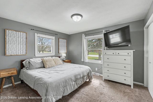 8720 Wintergreen Street, Lansing, MI 48917