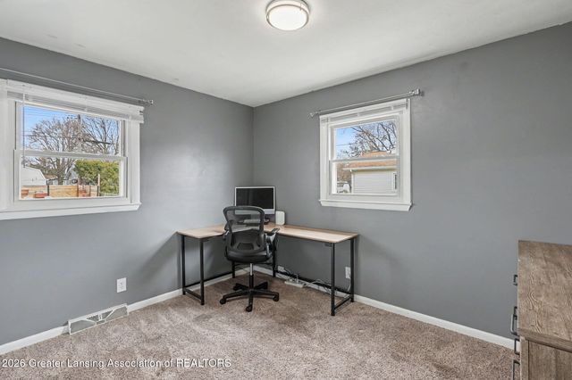 8720 Wintergreen Street, Lansing, MI 48917