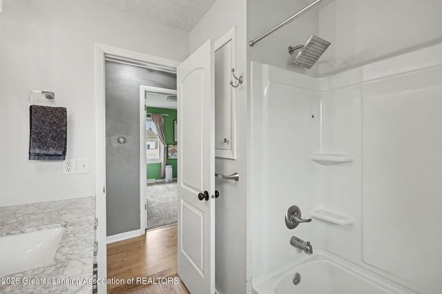 8720 Wintergreen Street, Lansing, MI 48917