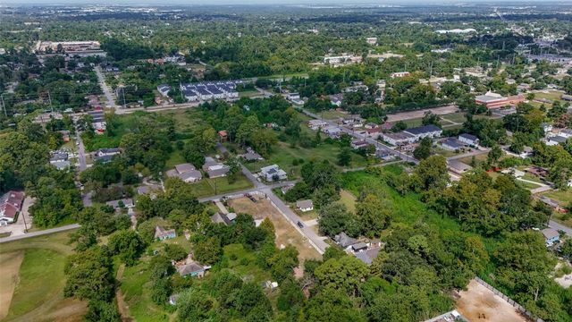 6402 Tuskegee Street, Houston, TX 77091
