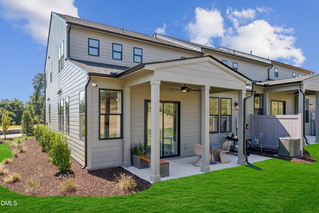 1105 Palisade Bluff Lane, Apex, NC 27502