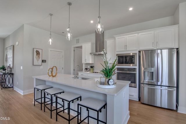 1105 Palisade Bluff Lane, Apex, NC 27502