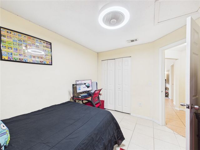 4745 30th Avenue, Vero Beach, FL 32967