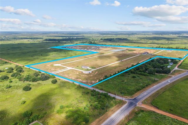 215 Dunovant Drive, Sealy, TX 77474