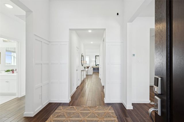 215 Dunovant Drive, Sealy, TX 77474