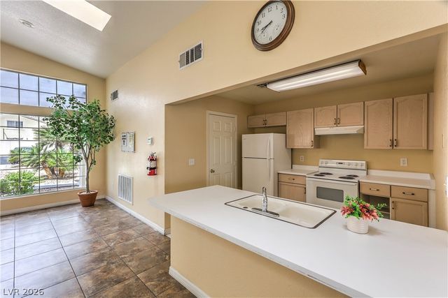 8433 Wandering Sun Avenue, Las Vegas, NV 89129