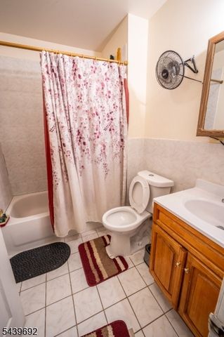78 Milford Ave, Newark City, NJ 07108