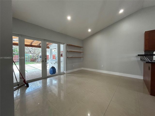 21939 SW 124th Pl 21939, Miami, FL 33170