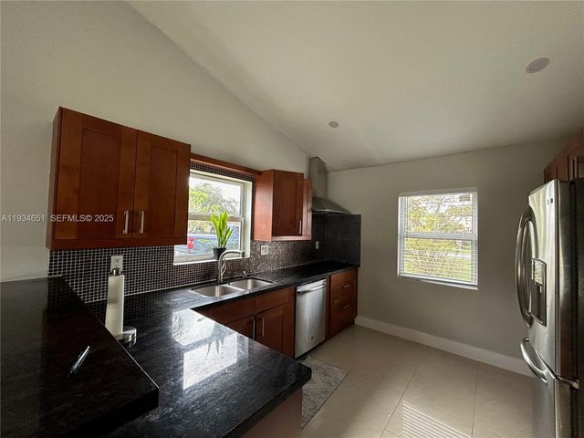 21939 SW 124th Pl 21939, Miami, FL 33170