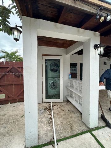 21939 SW 124th Pl 21939, Miami, FL 33170