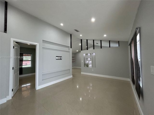 21939 SW 124th Pl 21939, Miami, FL 33170