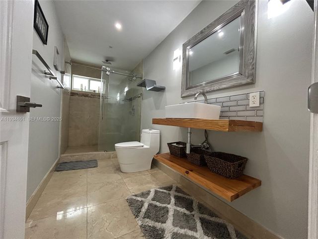 21939 SW 124th Pl 21939, Miami, FL 33170