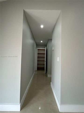 21939 SW 124th Pl 21939, Miami, FL 33170